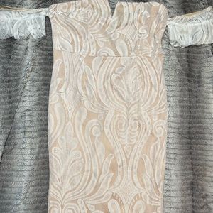 ✨Pretty Little Things✨ Lace Dress